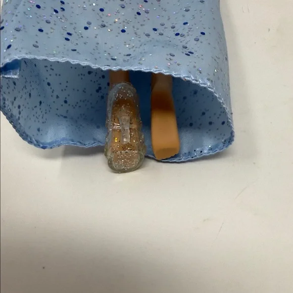 Disney Princess Cinderella 11” Doll with one shoe  Kids Barbie Toy - Picture 7 of 7